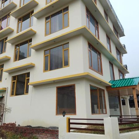 Lotus Inn Rohtang View Маналі Екстер'єр фото